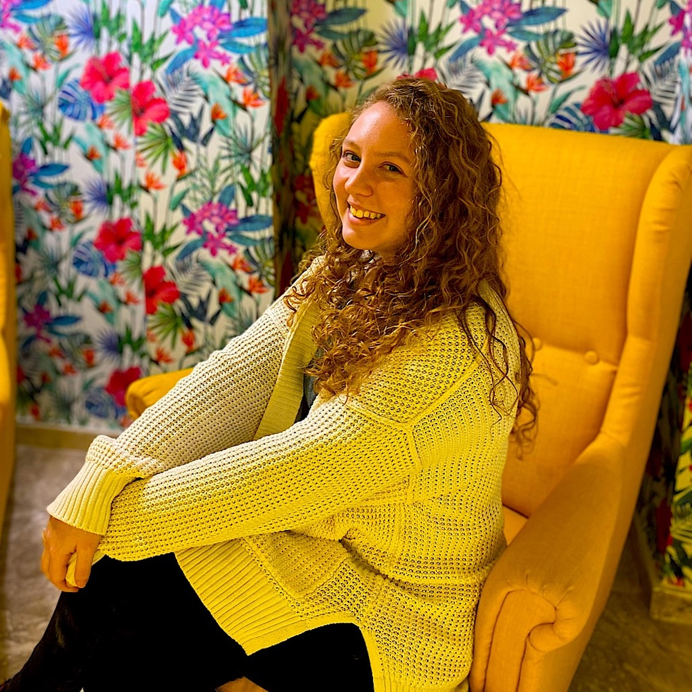 Meet your Posher, Ashley